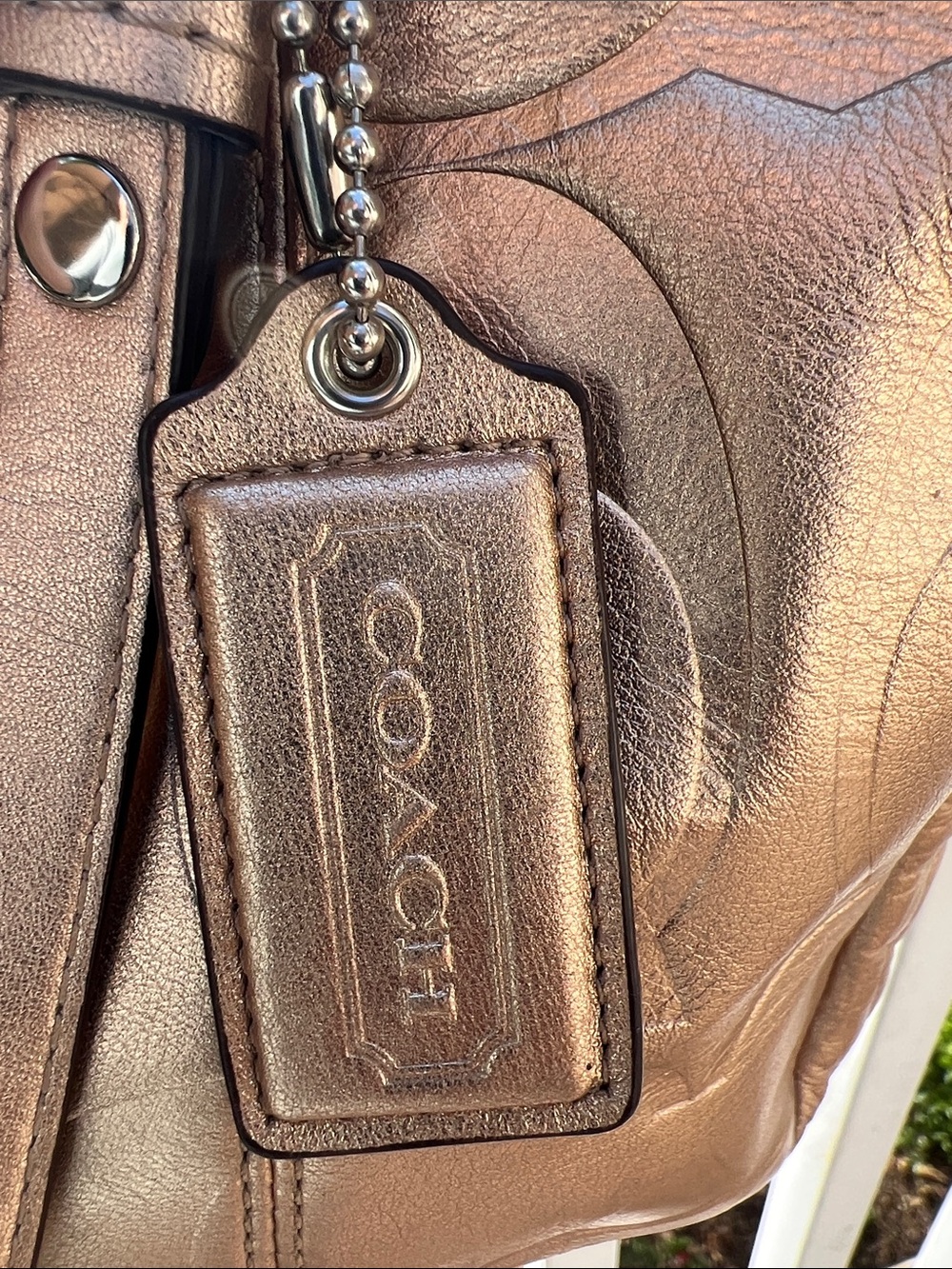 Coach Vintage Y2K East West Shoulder
Bag Metallic Rose Gold Signature Tote - Picture 17 of 17